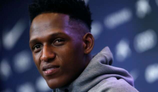 Yerry Mina espera noticias sobre su futuro en Barcelona