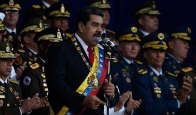 Según relataron testigos, el presidente venezolano fue atacado aparentemente por un dron.