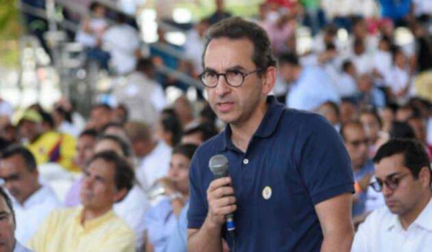 Andrés Valencia, ministro de Agricultura, en San Jacinto (Bolívar)