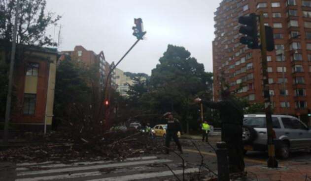 Emergencias en Bogotá debido a los fuertes vientos