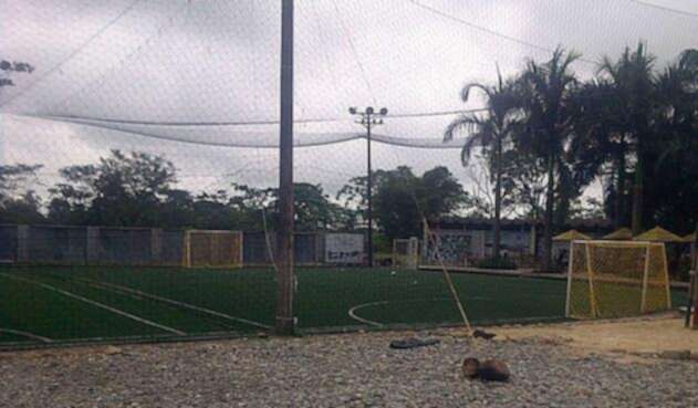Cancha de microfútbol La cancha de microfútbol quedaba por fuera del colegio del estudiante
