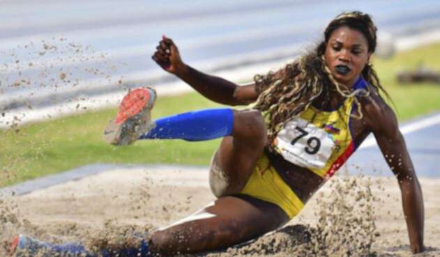 Caterine Ibargüen fue segunda en salto largo en la Liga Diamante