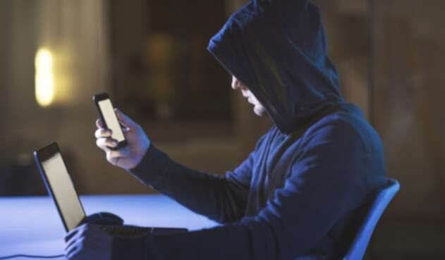 El cibercrimen sigue en aumento, razón por la que las personas deben estar prevenidas con su información en la red