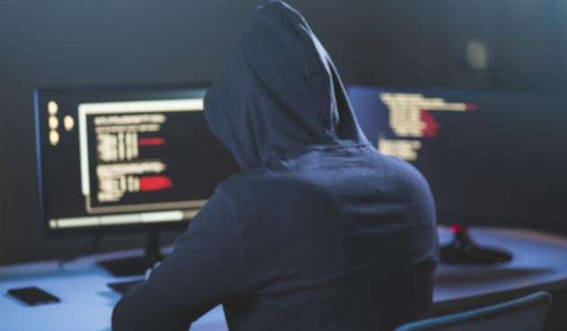 El cibercrimen sigue en aumento, razón por la que las personas deben estar prevenidas con su información en la red