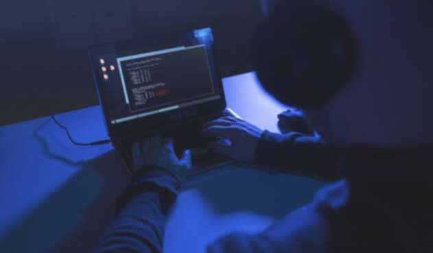 El cibercrimen sigue en aumento, razón por la que las personas deben estar prevenidas con su información en la red