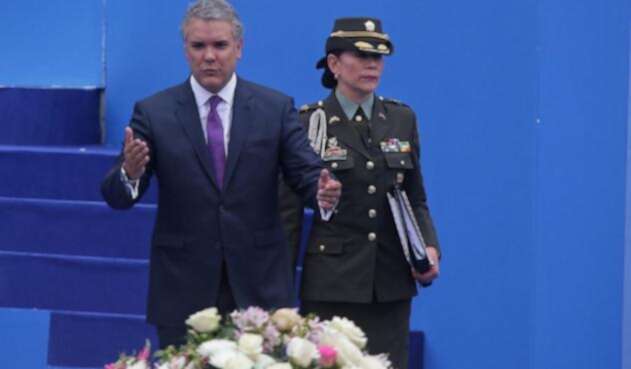 Iván Duque en medio del acto de posesión.
