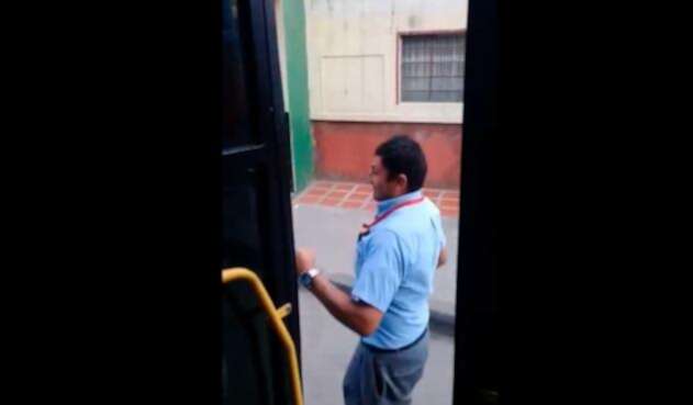 Conductor del SITP hizo reto ‘In My Feelings Challenge’ Conductor del SITP hizo reto ‘In My Feelings Challenge’