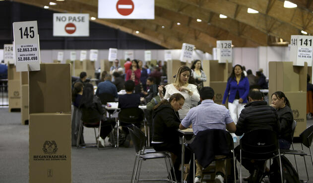 Votaciones de la consulta anticorrupción en Corferias