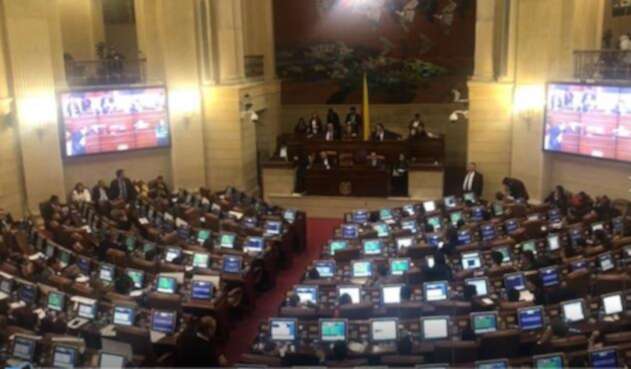 Debate Falsos Testigos Cámara 1