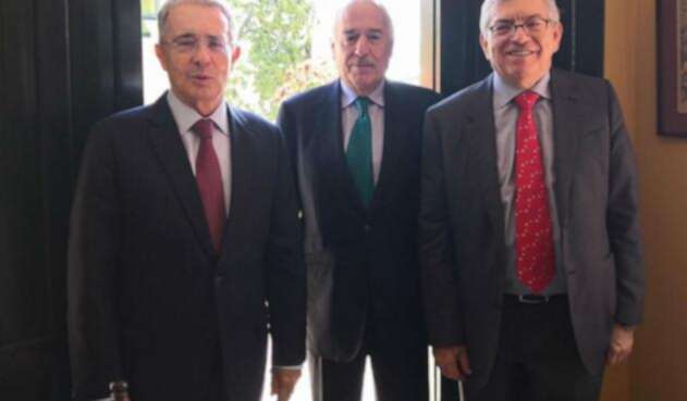 César Gaviria, Álvaro Uribe y Andrés Pastrana César Gaviria, Álvaro Uribe y Andrés Pastrana