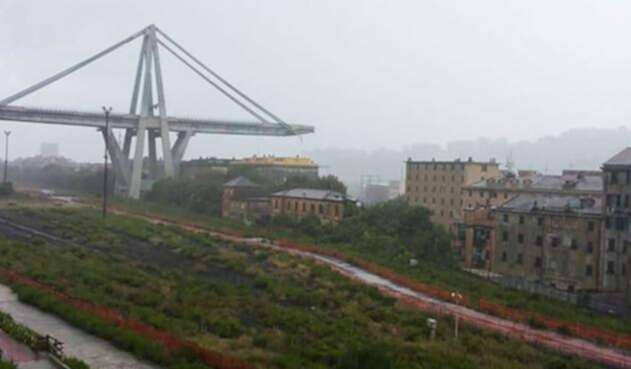Viaducto Italia derrumbado