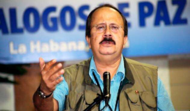 Andrés París en los diálogos de paz, en La Habana (Cuba), el 18 de octubre de 2012