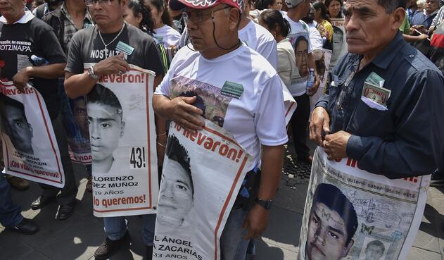 Estudiantes Ayotzinapa
