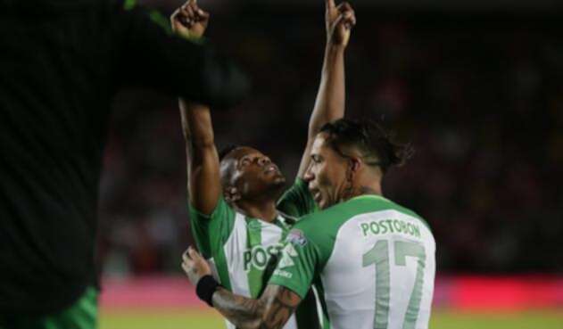 Yerson Candelo y Dayro Moreno de Atlético Nacional