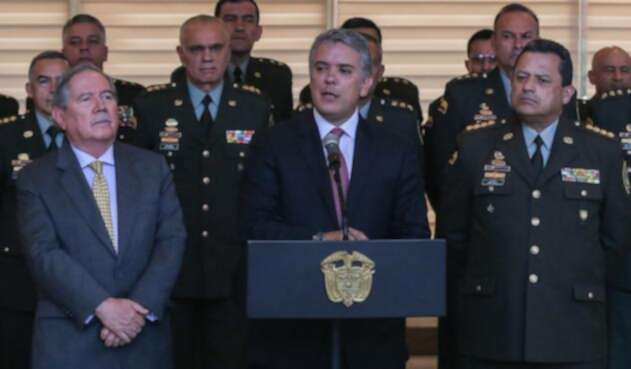 El presidente Duque junto al ministro Botero (izq) El presidente Duque junto al ministro Botero (izq)