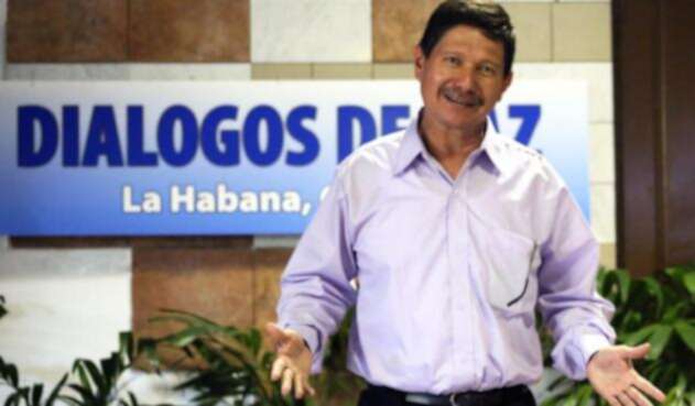 Fabián Ramírez Fabián Ramírez dice que está hablando con exguerrilleros indecisos