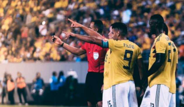 Radamel Falcao durante partido amistoso de Colombia contra Argentina