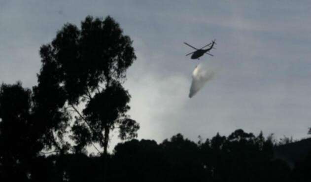 Denuncian ataque desde helicóptero de la Fuerza Pública Denuncian ataque desde helicóptero de la Fuerza Pública