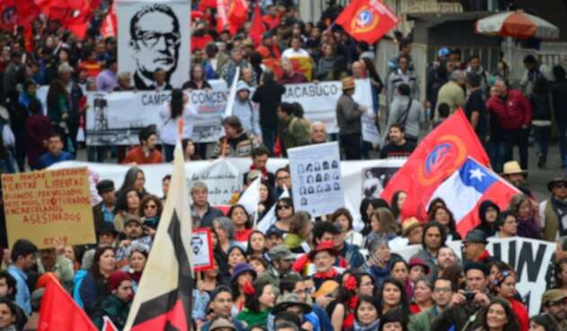 Marcha homenaje Salvador Allende
