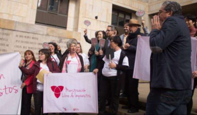 Campaña menstruación libre de impuestos Campaña menstruación libre de impuestos