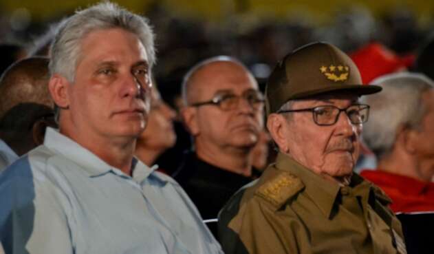 Miguel Díaz presidente de Cuba y Raúl Castro