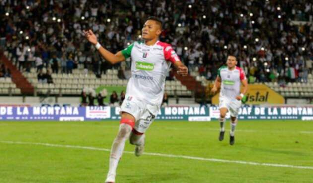 David Lemos celebrando el gol de la victoria de Once Caldas ante Atlético Júnior, en Manizales