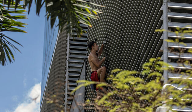 Pavel Gogulan, el Spiderman ruso, durante su estadía en Medellín (Colombia)