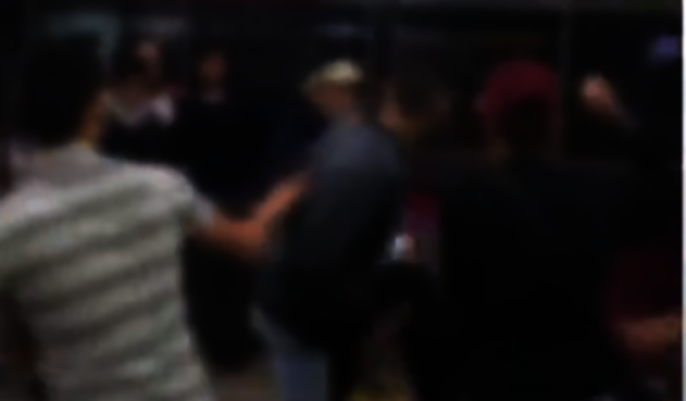 PELEA EN TRANSMILENIO