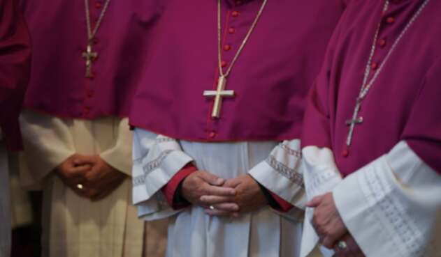 Sacerdotes católicos - Iglesia Católica