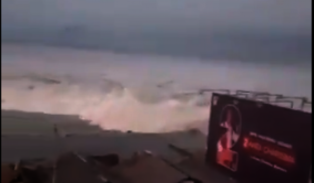 TSUNAMI EN INDONESIA