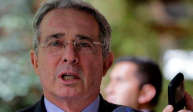 No cesa el debate por las interceptaciones de la Corte a Álvaro Uribe Vélez No cesa el debate por las interceptaciones de la Corte a Álvaro Uribe Vélez
