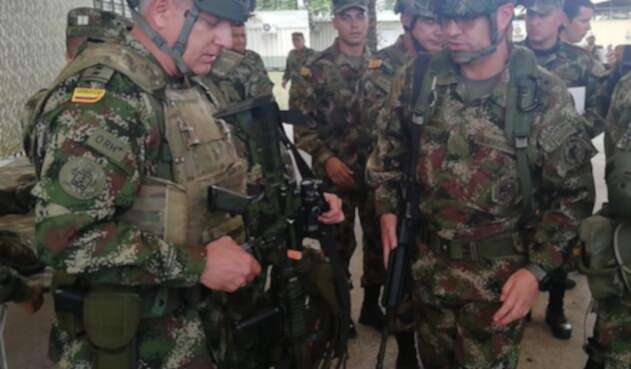 Comandante FF.MM. durante operativos en Tumaco