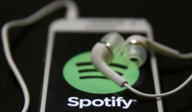 Teléfono celular con la Spotify