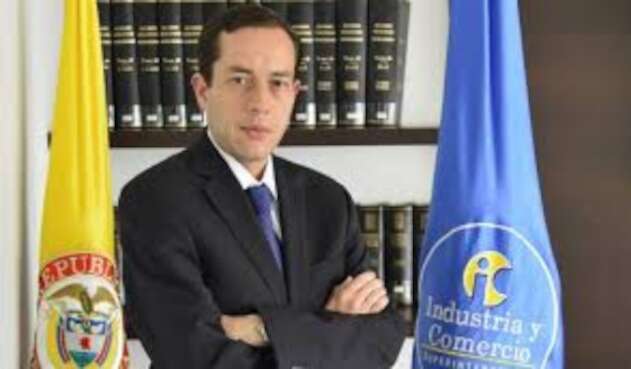 Andrés Barreto , Superindustria
