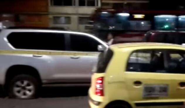 Esta fue la camioneta que dos sujetos intentaron hurtar en Puente Aranda