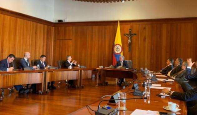César Gaviria con José Luis Barceló en reunión de los liberales con la Corte Suprema de Justicia.