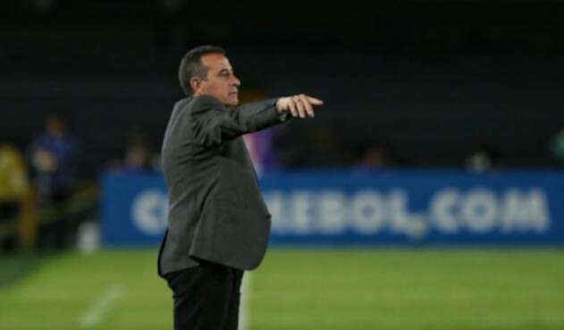 Guillermo Sanguinetti, técnico de Santa Fe