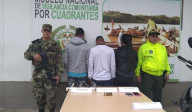 Los capturados se hacían pasar como disidentes de las Farc para extorsionar a un ganadero