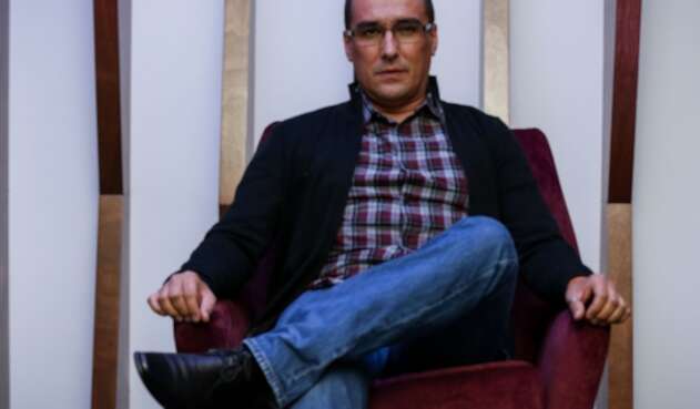 Matador, Julio César González Matador, Julio César González, un mordaz critico de la realidad nacional.