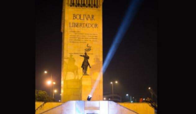 Monumento a Los Héroes