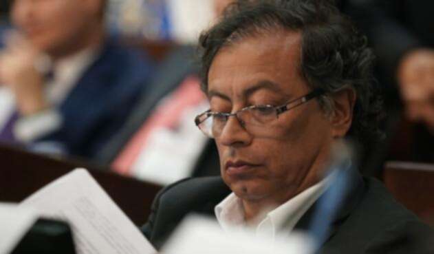 Gustavo Petro, congresista