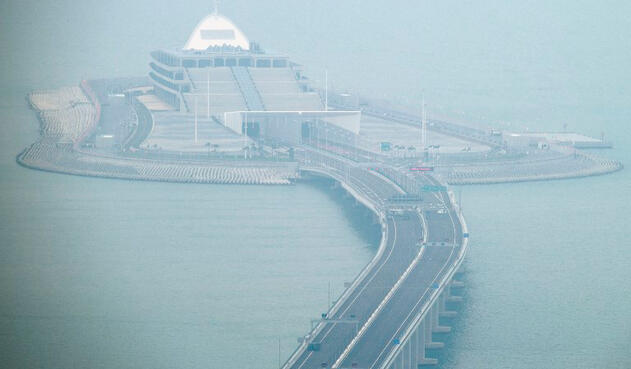 El puente Hong Kong-Zhuhai-Macao inagurado en China