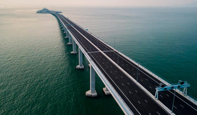 El puente Hong Kong-Zhuhai-Macao inagurado en China