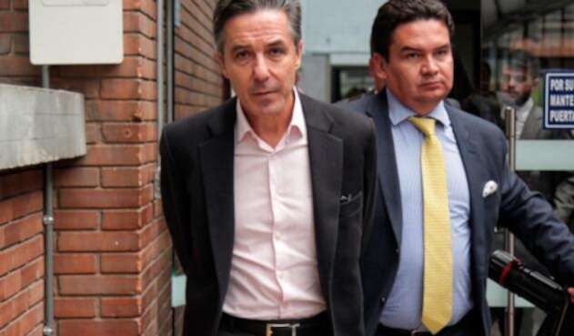 Roberto Prieto Uribe y Marlon Díaz, su abogado defensor, en Bogotá