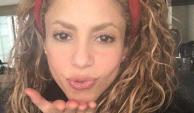 Shakira Shakira