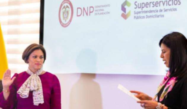 La superintendente de Servicios Públicos y Domiciliarios, Natasha Avendaño