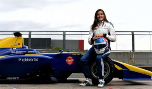 Tatiana Calderón La primera oportunidad que tuvo Tatiana Calderón fue en el autódromo mexicano de F1 Hermanos Rodríguez.
