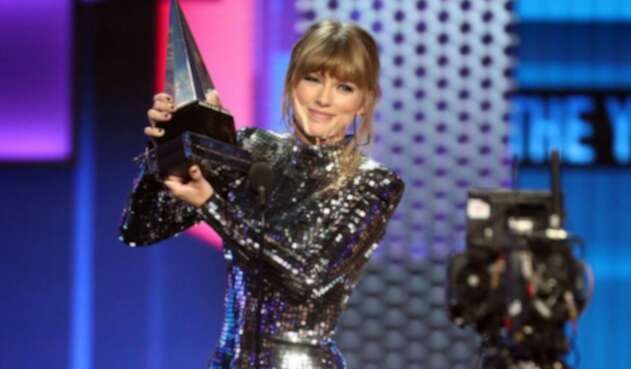 Taylor Swift en los American Music Awards