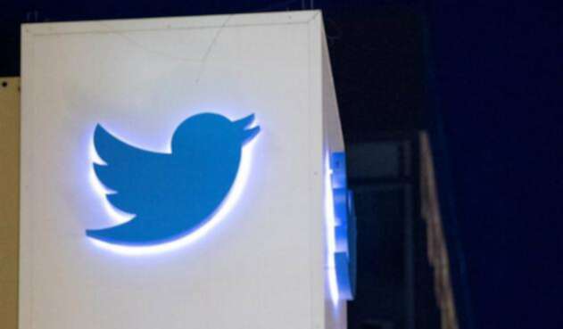 Twitter Twitter
