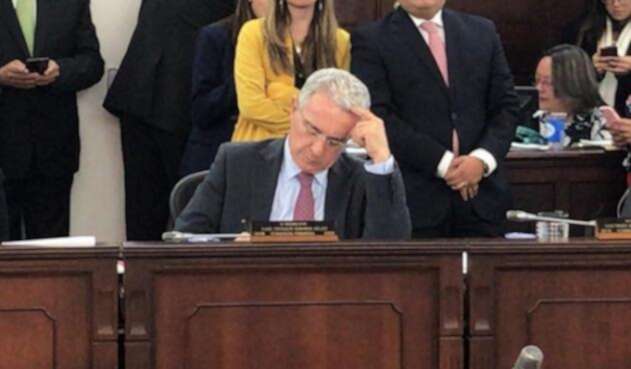 Álvaro Uribe en la Comisión Primera del Senado